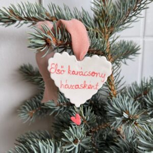 'Első karácsony házasként' karácsonyfadísz