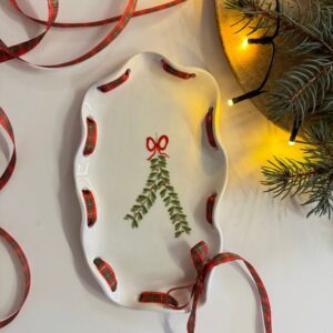 Fodros tálaló szalaggal